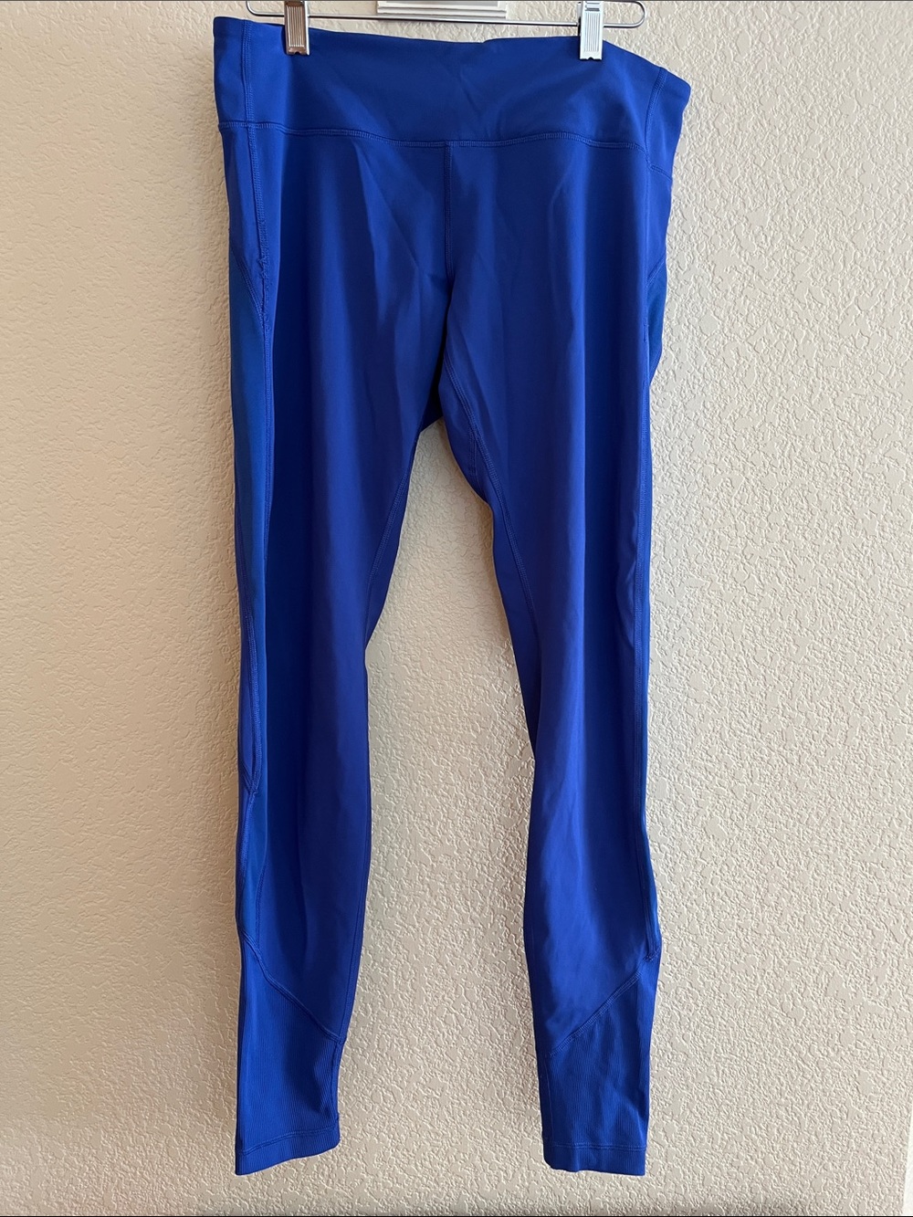 Lululemon cobalt blue leggings
